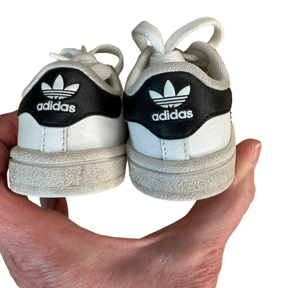 ADIDAS Baby Toddler 4K Superstar 3 Stripe Leather Sneakers White With Navy Blue - Picture 10 of 15